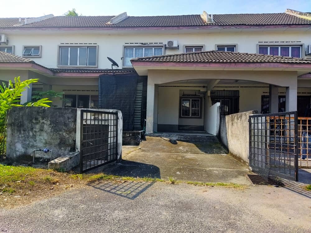 2-STY TERRACE BANDAR SERI EHSAN near KLIA