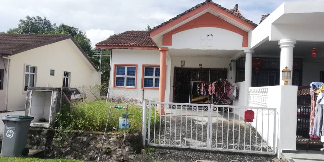1-STY HOUSE TAMAN SRI ANGSANA MANTIN - photo 2