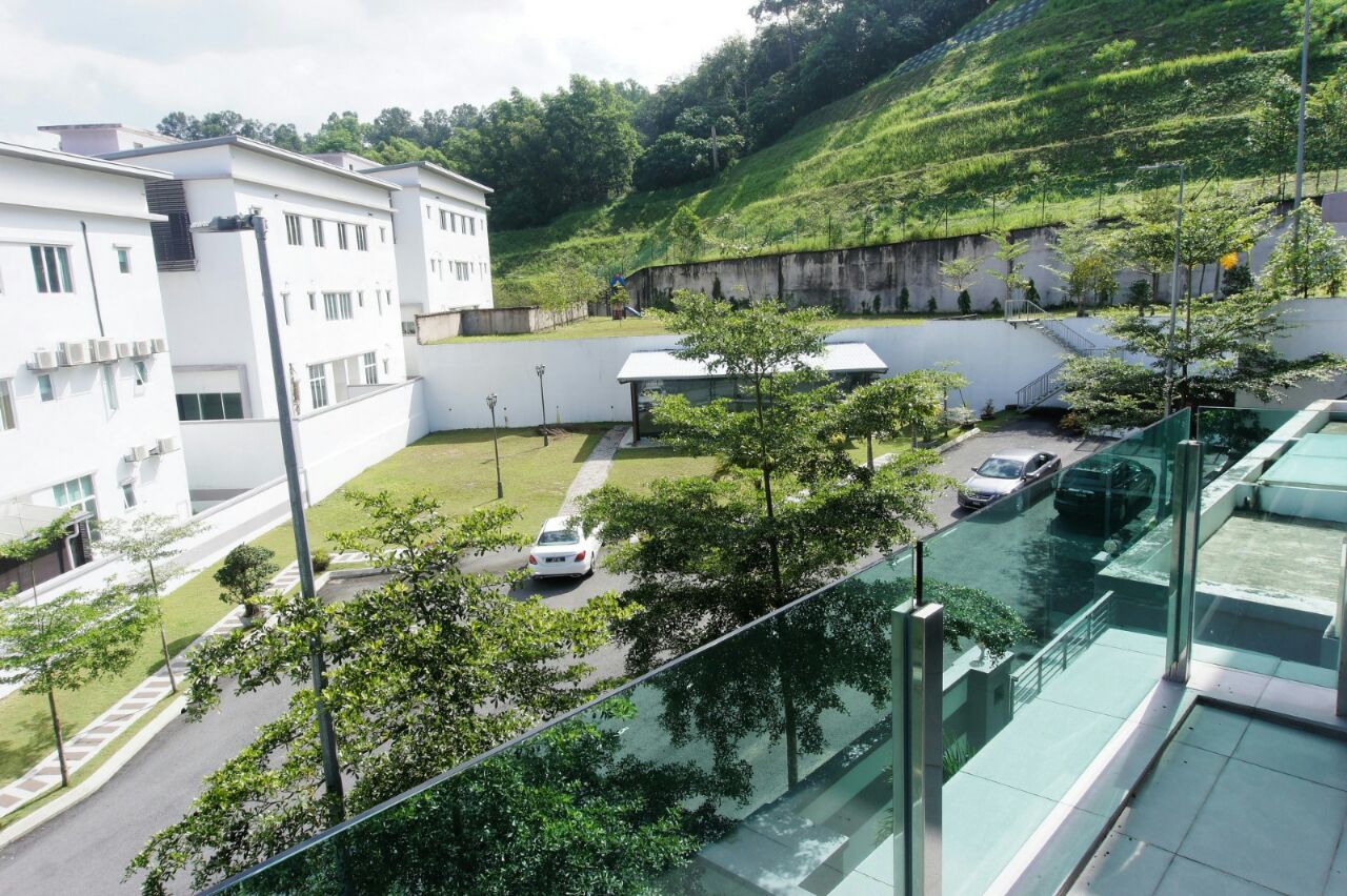 3 STOREY SEMI DETACHED BEVERLY HEIGHT AMPANG - photo 10