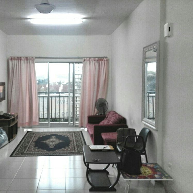 APARTMENT WARNASARI 2, PUNCAK ALAM - photo 4