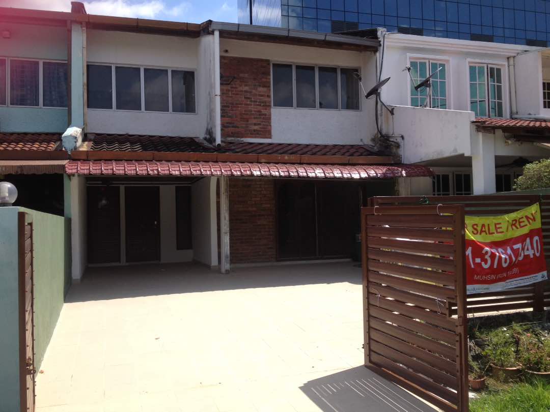 Double Storey, Burhanuddin Helmi, TTDI, KL
