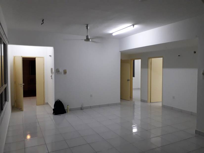 CORNER GROUND FLOOR Cyberia Crescent 2, Cyberjaya