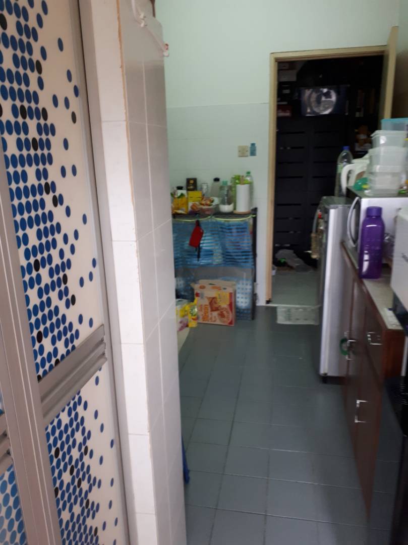GROUND FLOOR Unit PKNS Flat Seksyen 6, Shah Alam - photo 3