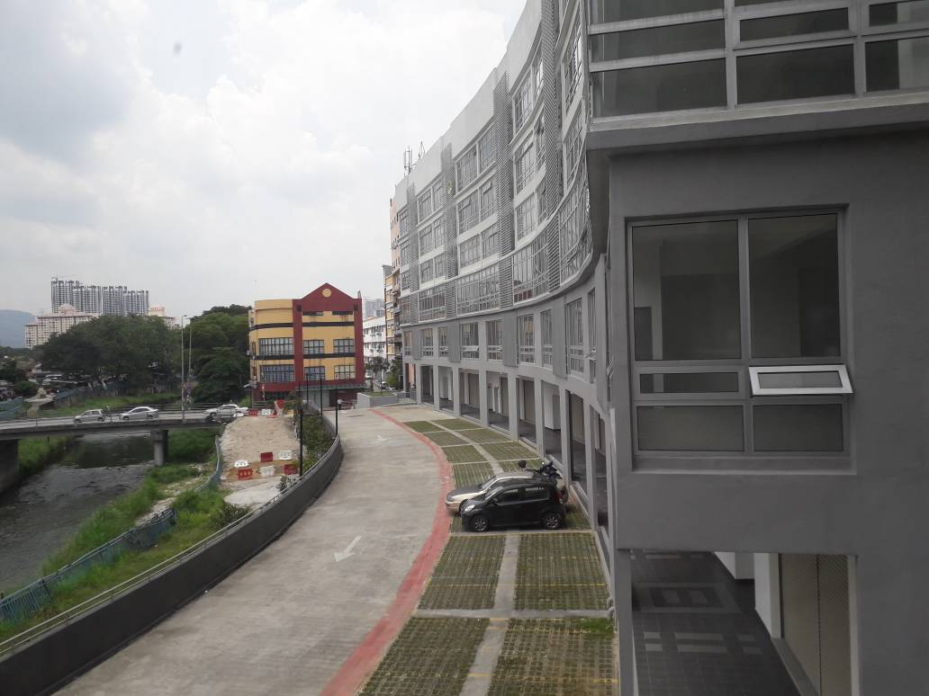 CORNER LOT Level 1 Office Shop, Jalan Ipoh, KL - photo 4