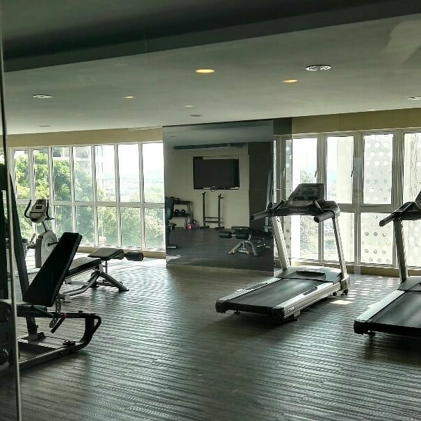 END LOT UNIT, KLCC VIEW Royal Regent, KL - photo 3