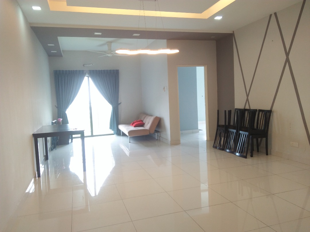NICE UNIT Kristal View Condominium, Shah Alam