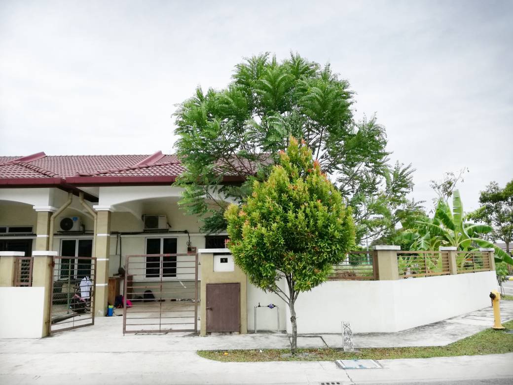CORNER LOT Teres Setingkat, Jalan Kebun, Shah Alam - photo 2