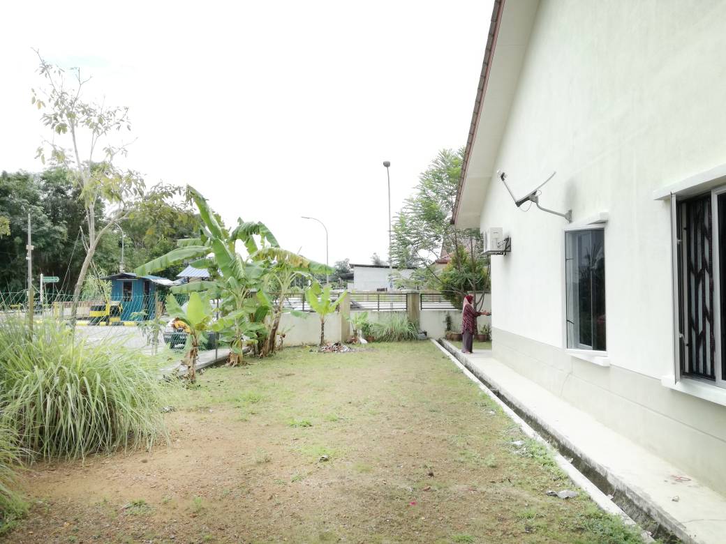 CORNER LOT Teres Setingkat, Jalan Kebun, Shah Alam - photo 3