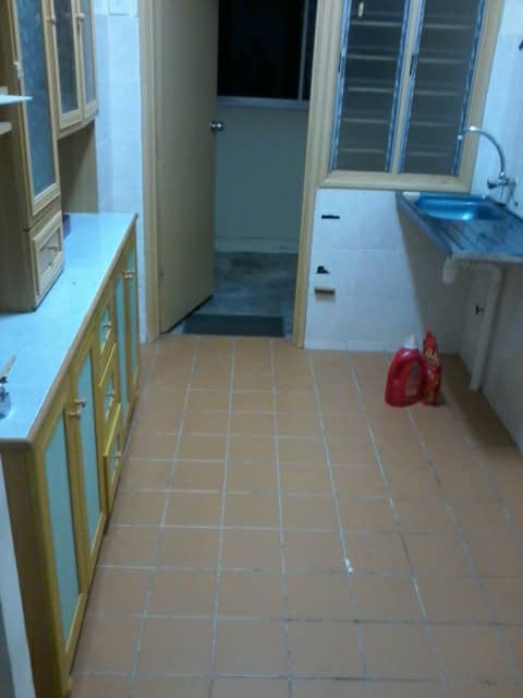 GROUND FLOOR Desa Tanjung Apartment, Puchong - photo 6