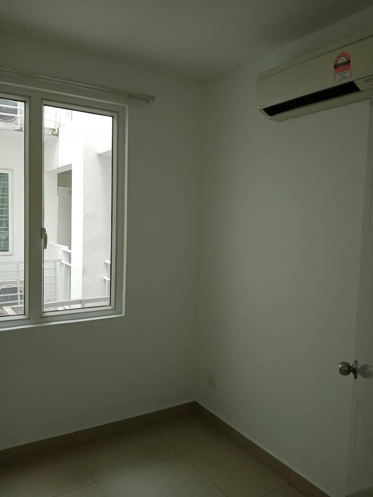 Apartment Kenanga, Taman Bukit Kinrara - photo 2