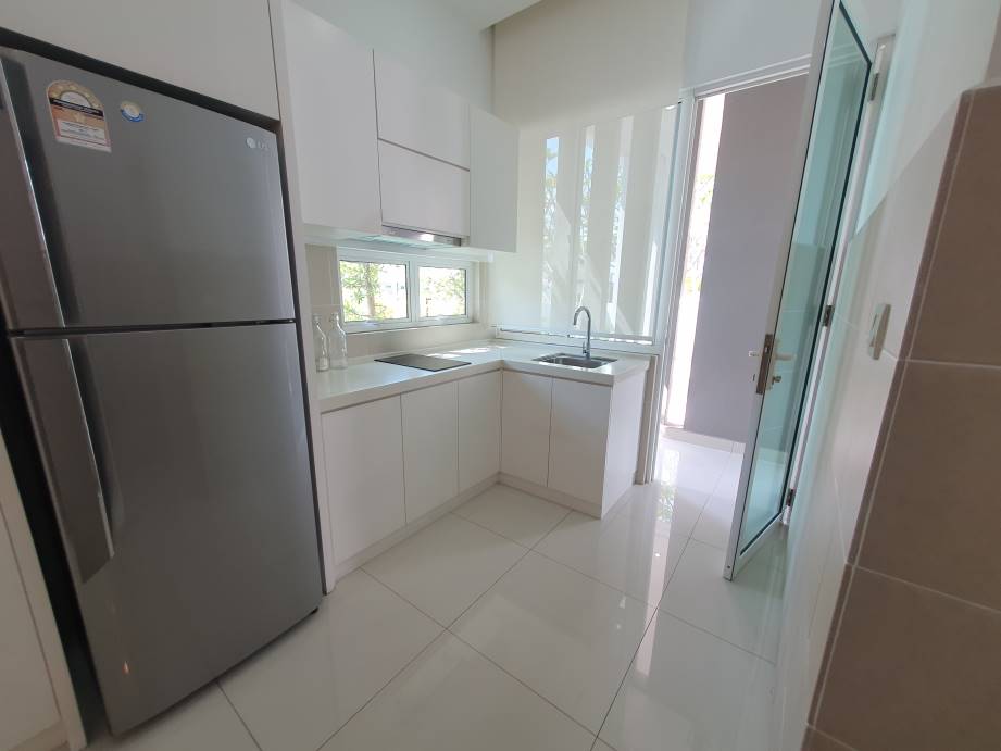 Triple Storey Terrace Tiara South, Semenyih - photo 7