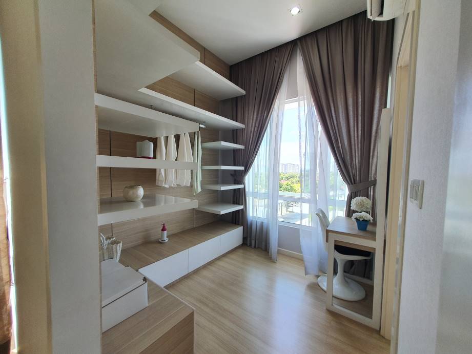 Triple Storey Terrace Tiara South, Semenyih - photo 8