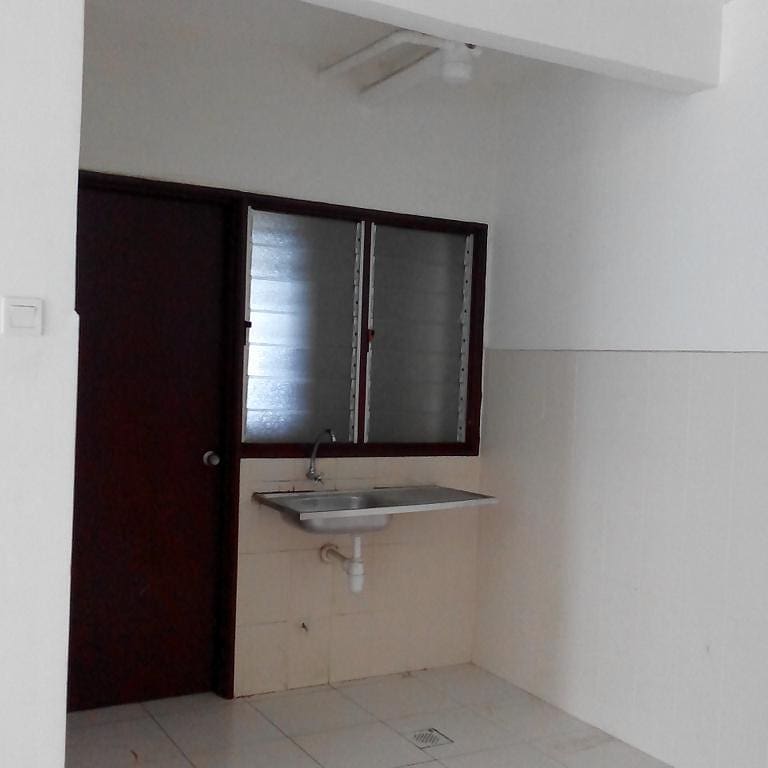 Alam Idaman Service Apartment, Shah Alam - photo 6