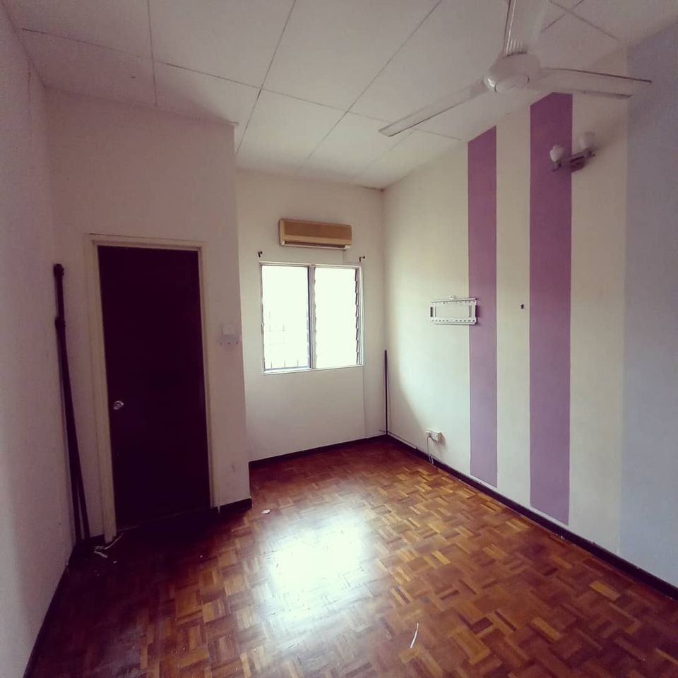 Double Storey House Sunway Kayangan, U9 Shah Alam - photo 2