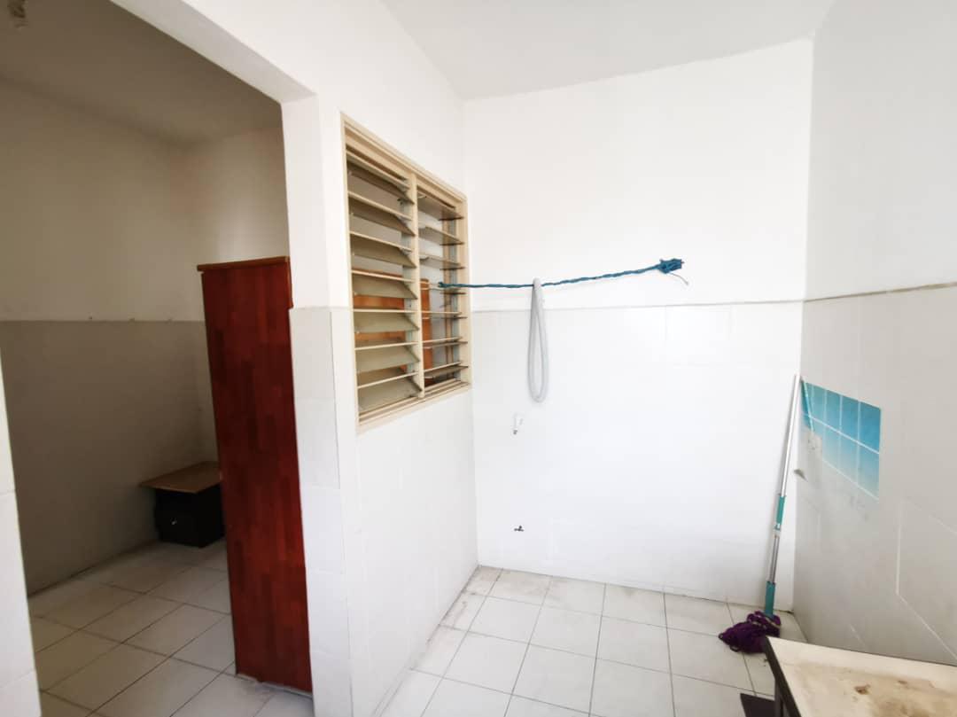Pangsapuri Teratai Jalan 1, Taman Sutera, Kajang - photo 7