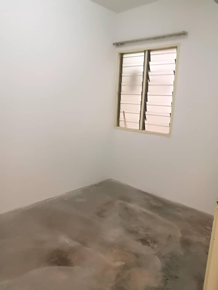 Apartment Seroja, Jalan Setia Prima, Setia Alam - photo 3