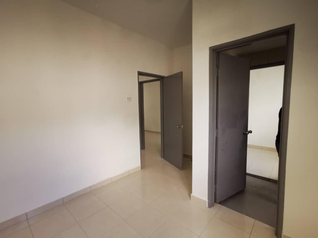 Double Storey Taman Idaman Putra, Sg Buloh - photo 3