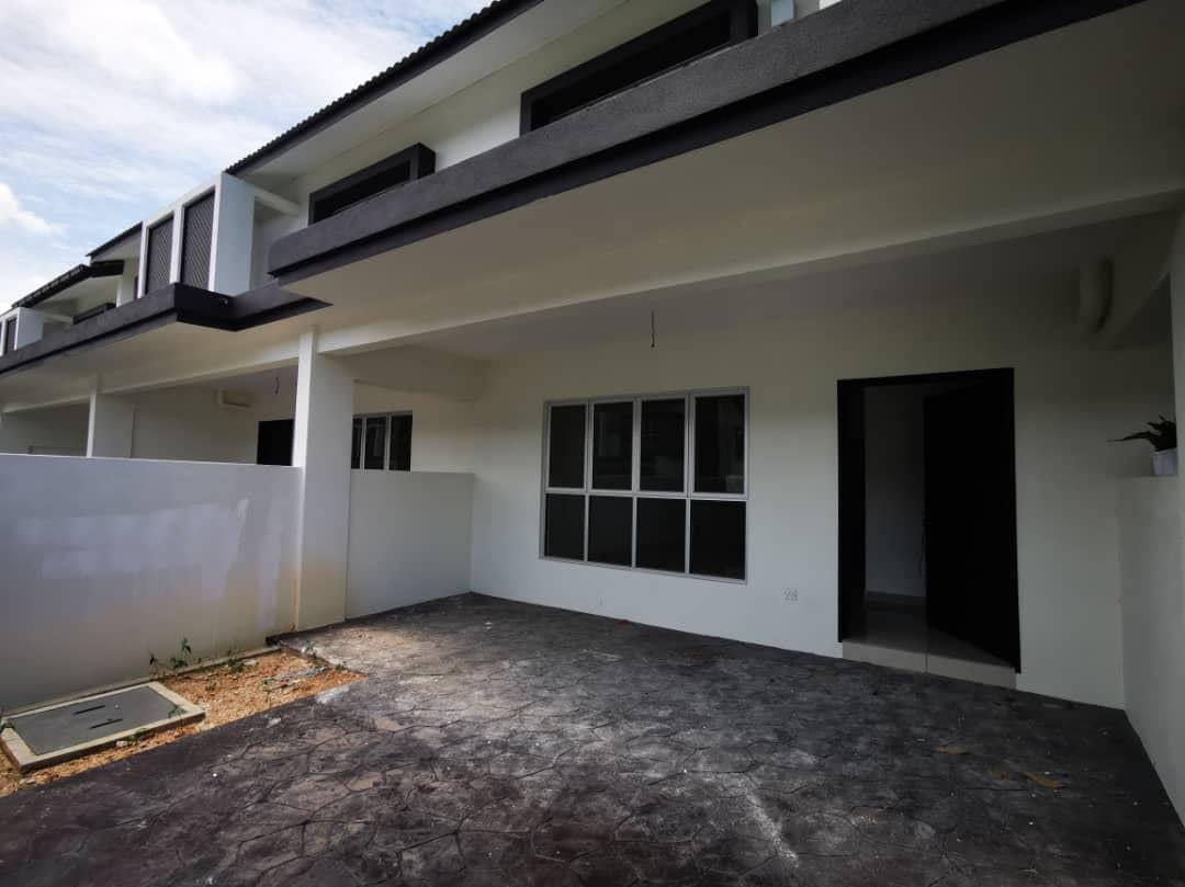 Double Storey Taman Idaman Putra, Sg Buloh - photo 8