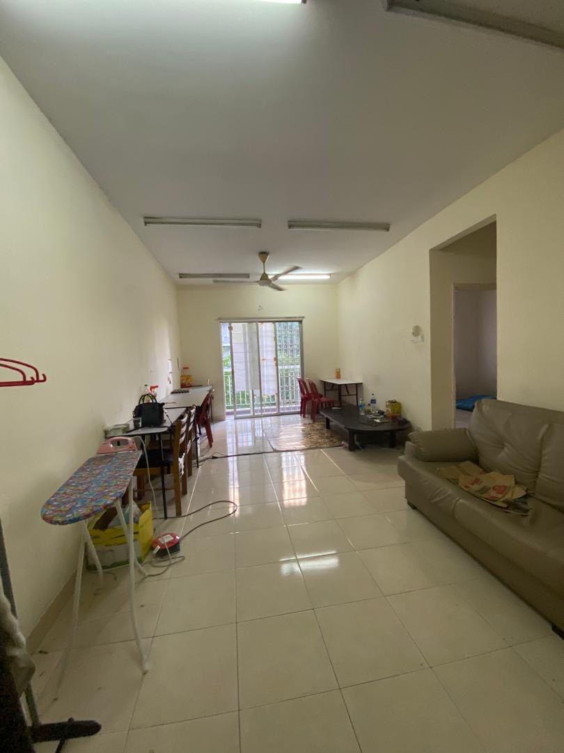 Kristal Heights Apartment, Seksyen 7, Shah Alam - photo 3