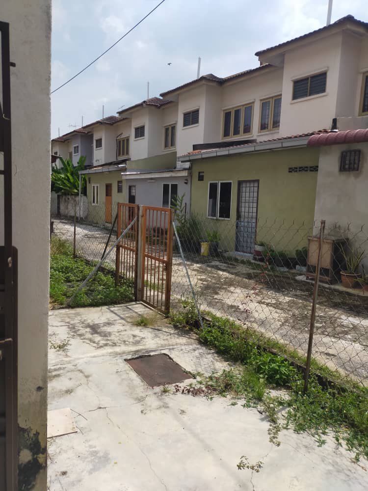 Double Storey House Taman Saujana Kapar, Klang - photo 11