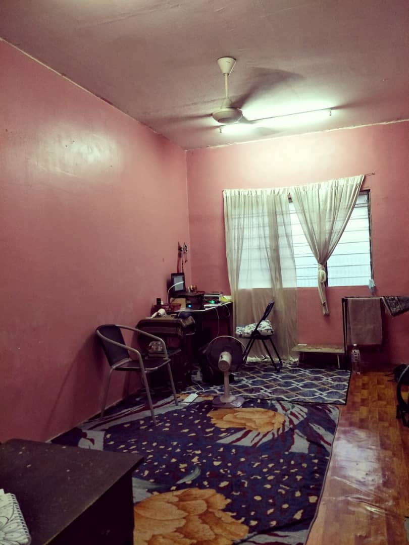 Flat Pkns Nilam Sari Block 58 Section 7, Shah Alam - photo 4