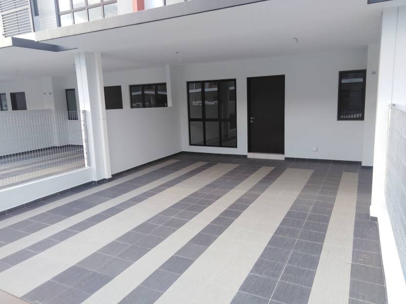 2 Storey Terrace at Setia Permai 3, Setia Alam - photo 2
