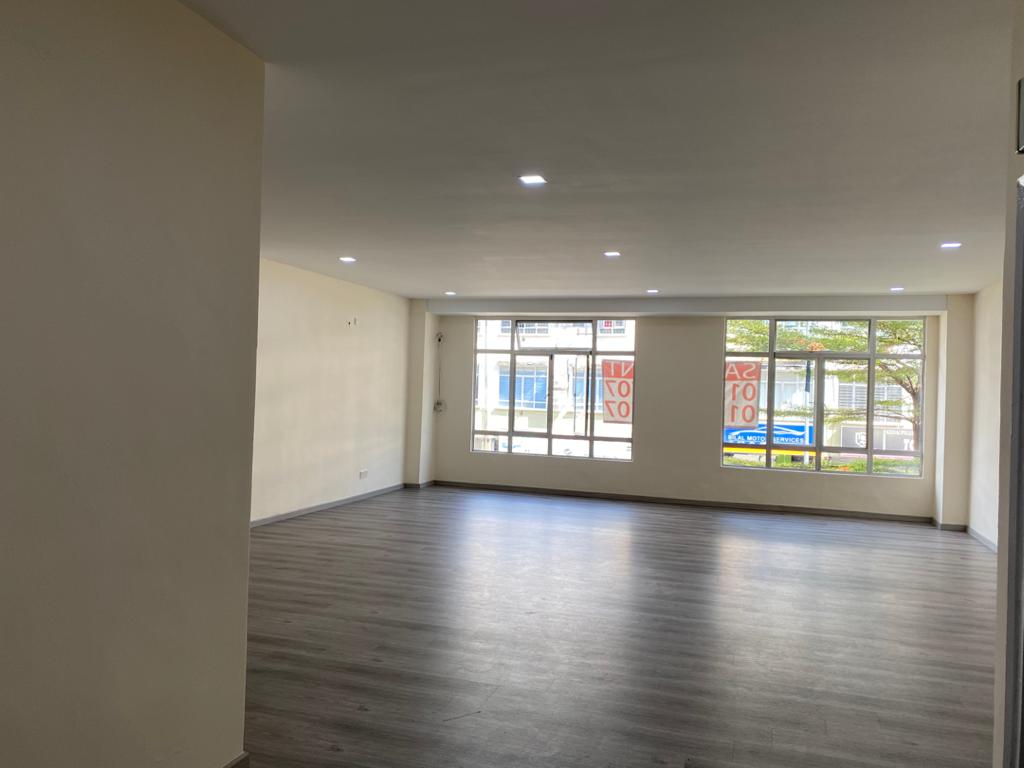 Newly Painted Office For Rent - photo 3