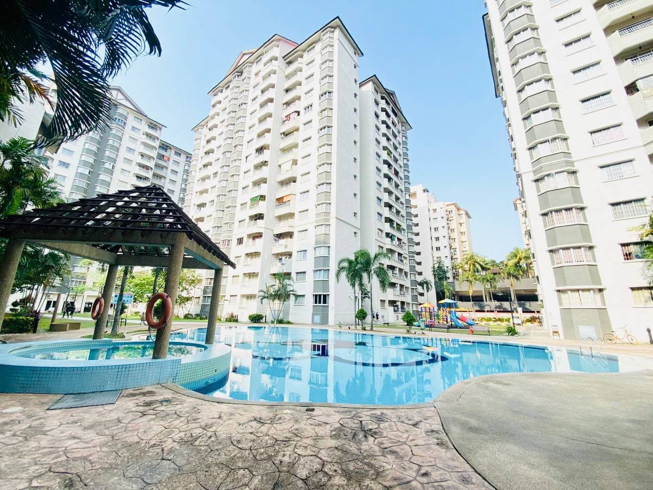 Facing Pool Condo Puncak Seri Kelana For Sale - photo 7