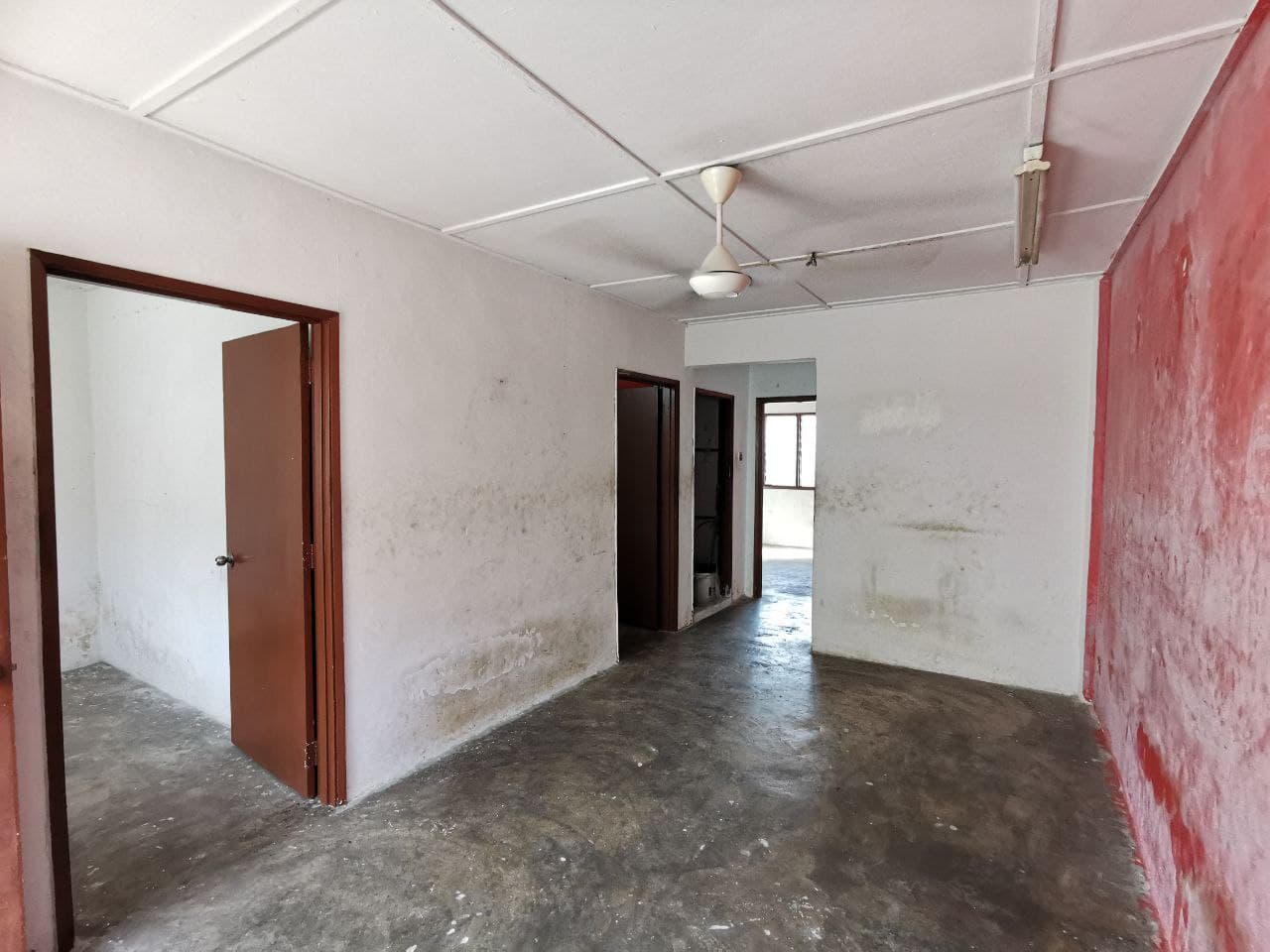 Very Cheap Lowcost Wawasan Apartment - photo 3