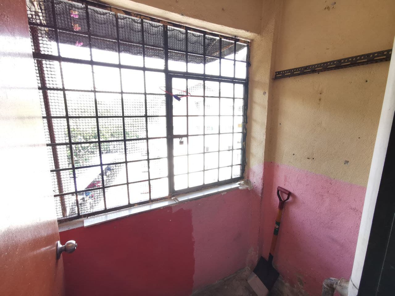 Very Cheap Lowcost Wawasan Apartment - photo 8