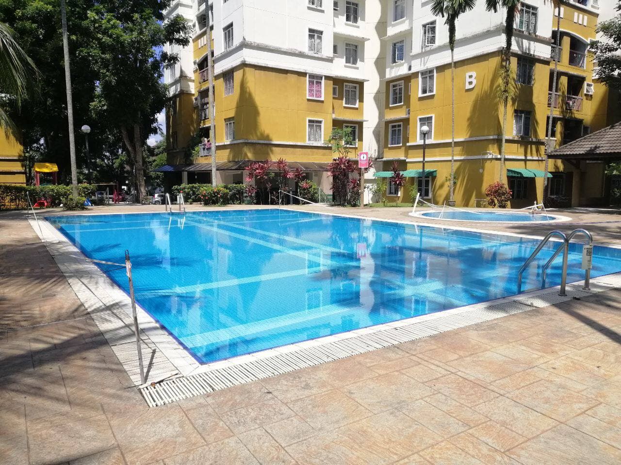 Pangsapuri Kristal Taman Bukit Indah Ampang - photo 7