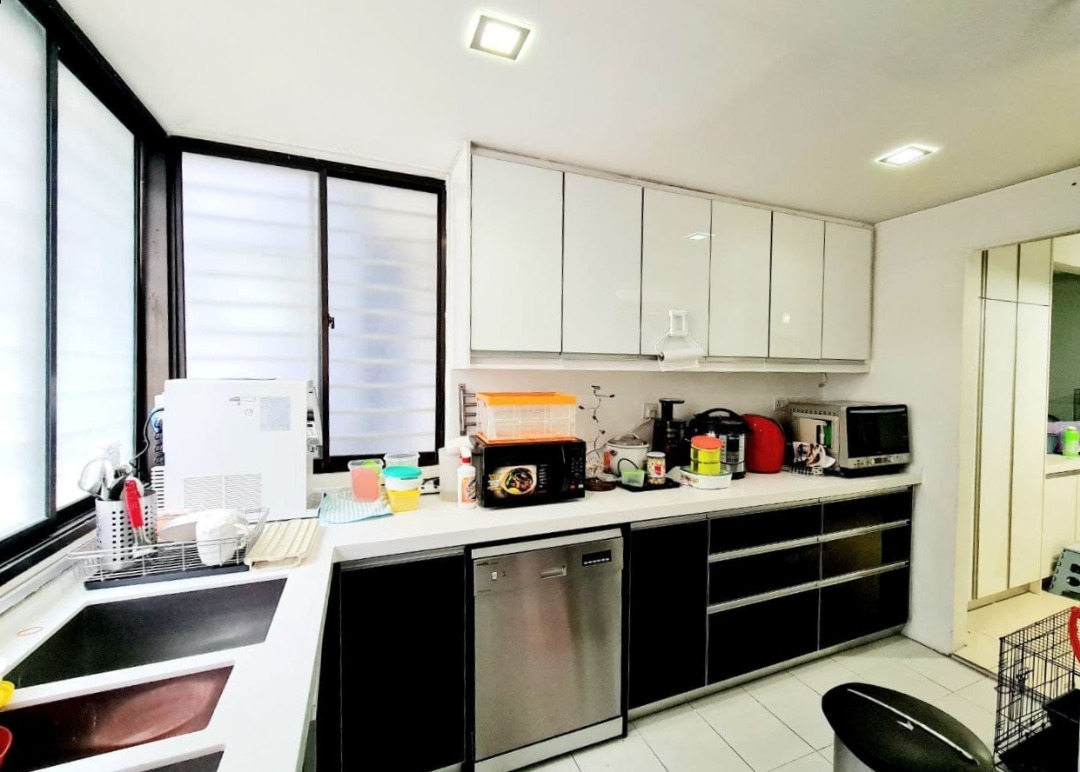Laman Tasik Condominium Bandar Seri Permaisuri KL - photo 2