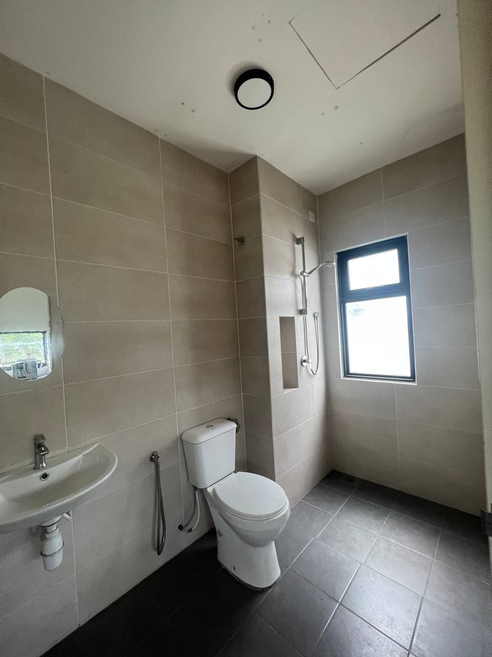 Corner Lot Double Storey Terrace Dahlia Shah Alam - photo 4