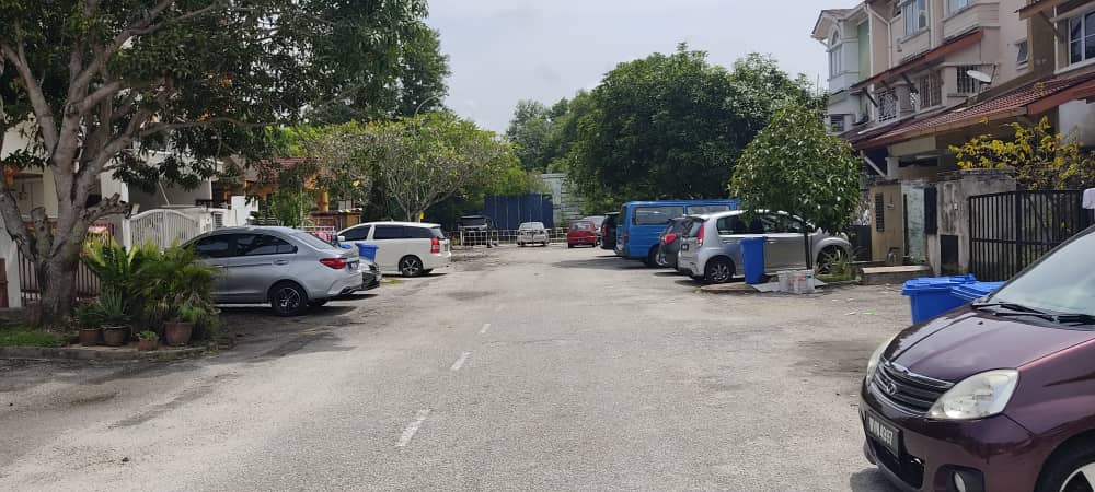 3 Storey Jalan Uranus Subang Pelangi Shah Alam - photo 2