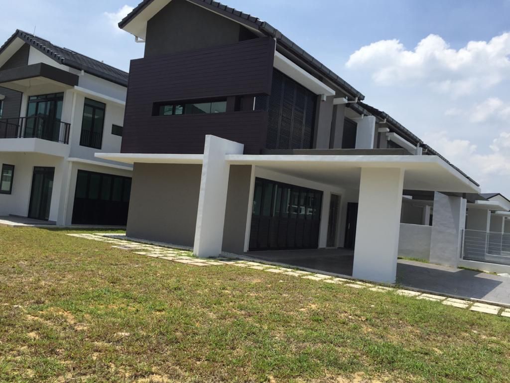 End Lot Double Storey Superlink Aralia Elmina East - photo 5