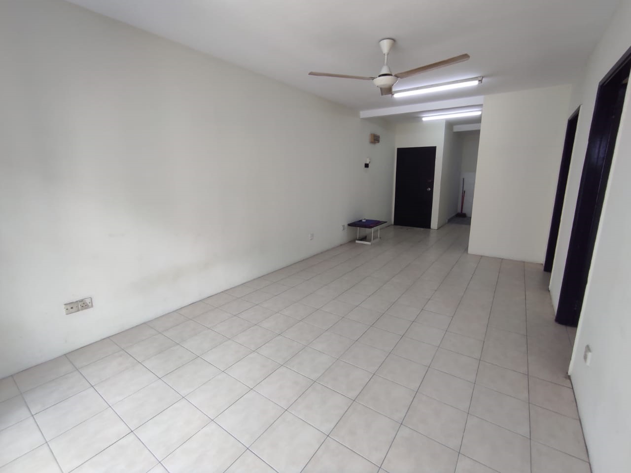 Apartment Pusat Komersial Seksyen 7 Untuk Disewa - photo 2