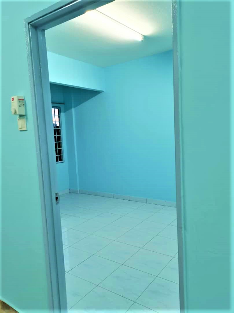 TERATAI MEWAH APARTMENT  JALAN LANGKAWI SETAPAK KL - photo 5