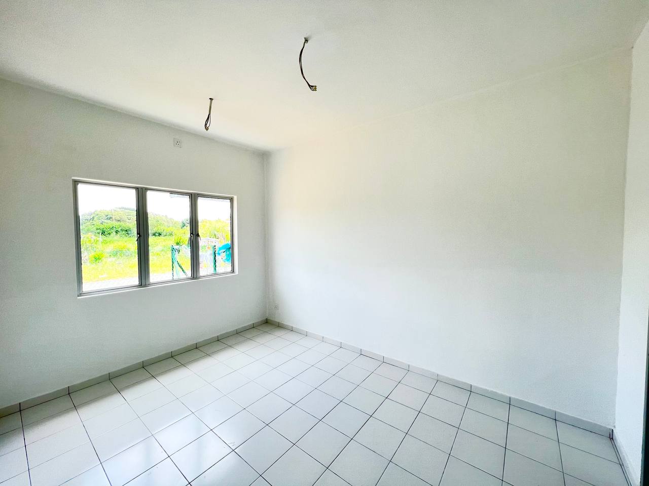 1sty Corner Taman Salak Kasturi, Sepang - photo 3