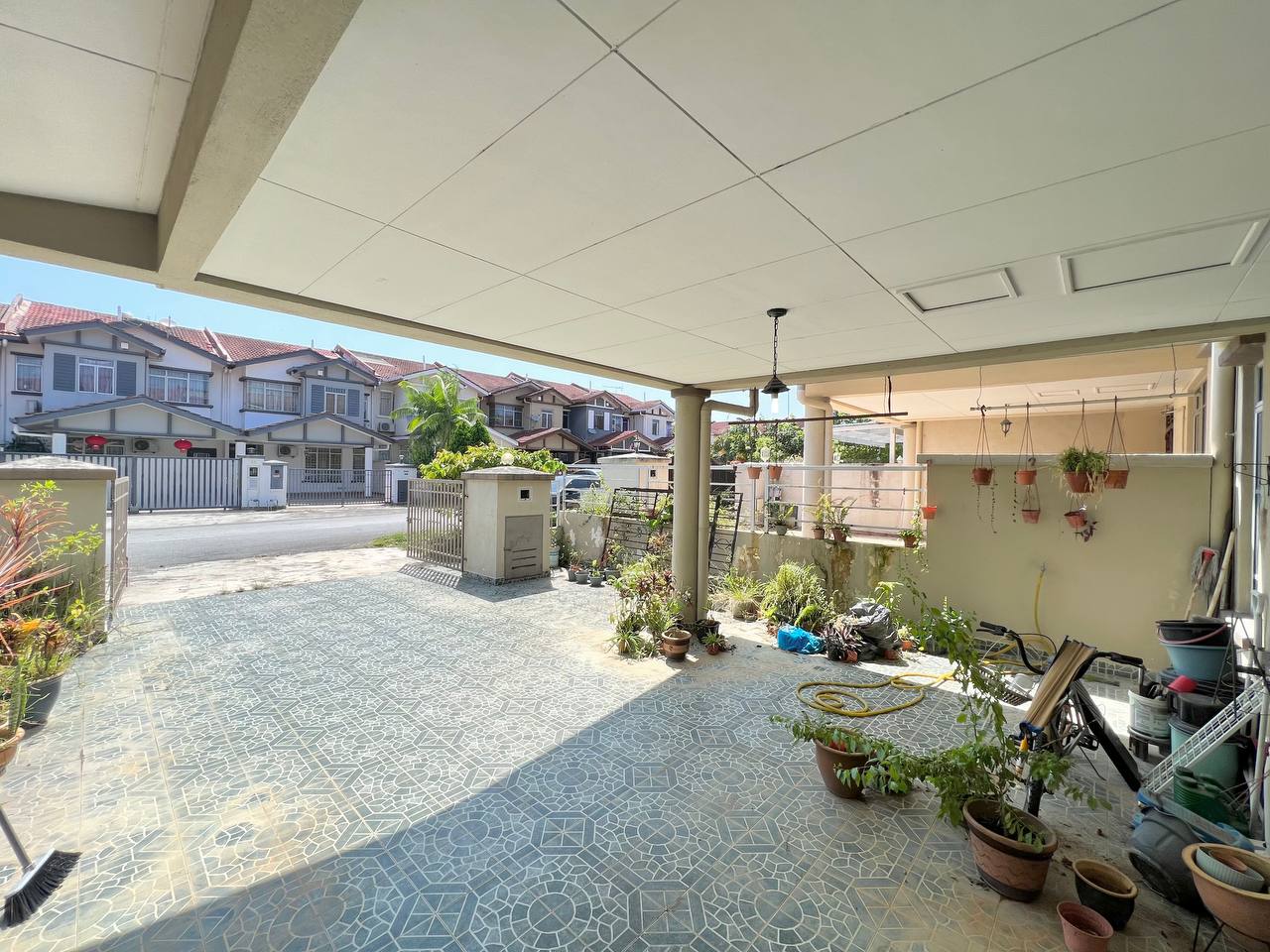Taman Putra Tropika Bandar Seri Putra Bangi - photo 2