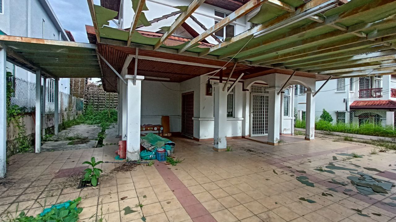 Bungalow, Prima Beruntung, Jalan Anggerik - photo 3