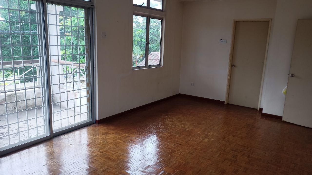 Bungalow, Prima Beruntung, Jalan Anggerik - photo 8