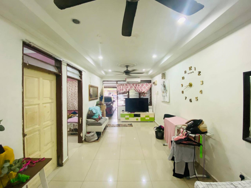 1sty Terrace Jalan Gedabu Taman Kota Sungai Rambai - photo 2
