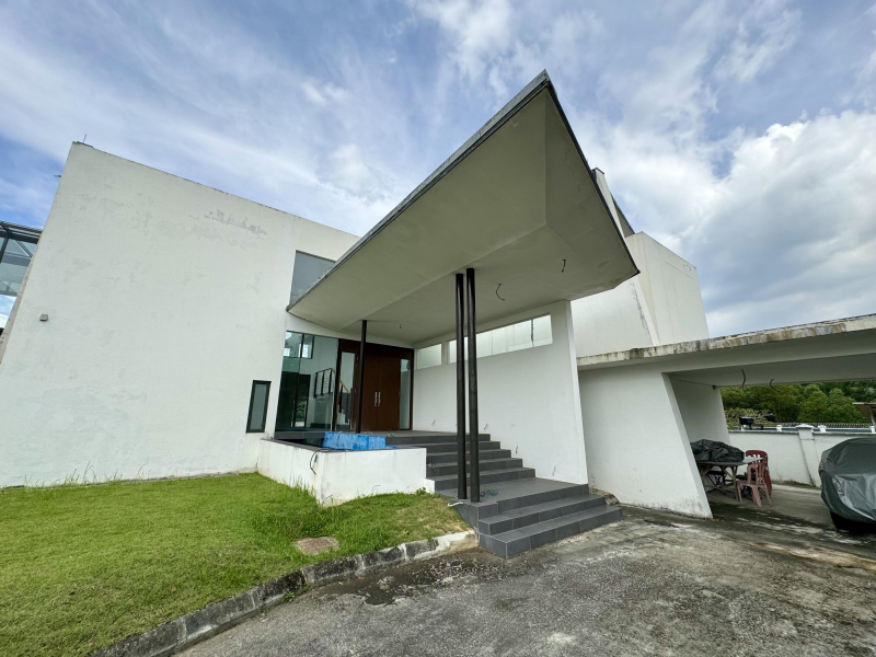 Big Land Area Bungalow Kota Damansara - photo 2
