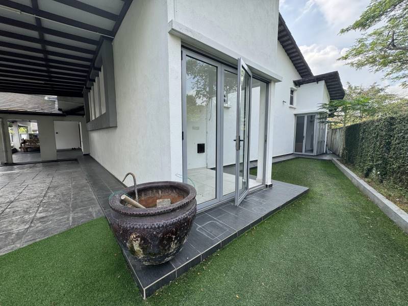 3 Storey Semi D Corner House Laman Seri Shah Alam - photo 4