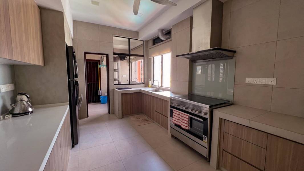 DUPLEX PENTHOUSE GURNEY HEIGHTS - KERAMAT KL - photo 6