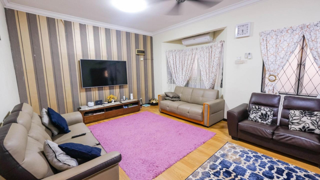 RENOVATED DOUBLE STOREY TERRACE - TAMAN HARMONI - photo 7