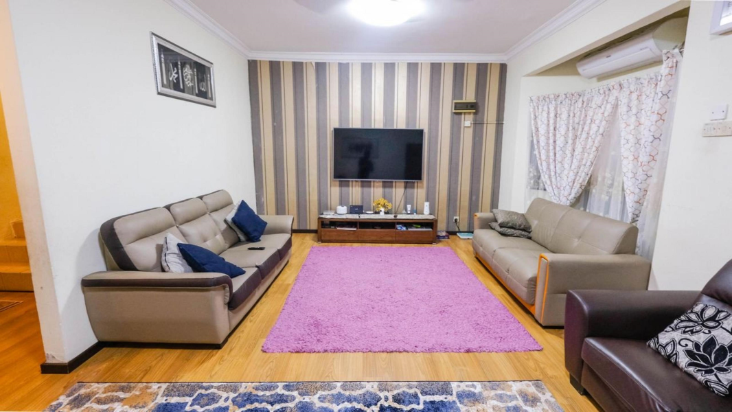 RENOVATED DOUBLE STOREY TERRACE - TAMAN HARMONI - photo 8