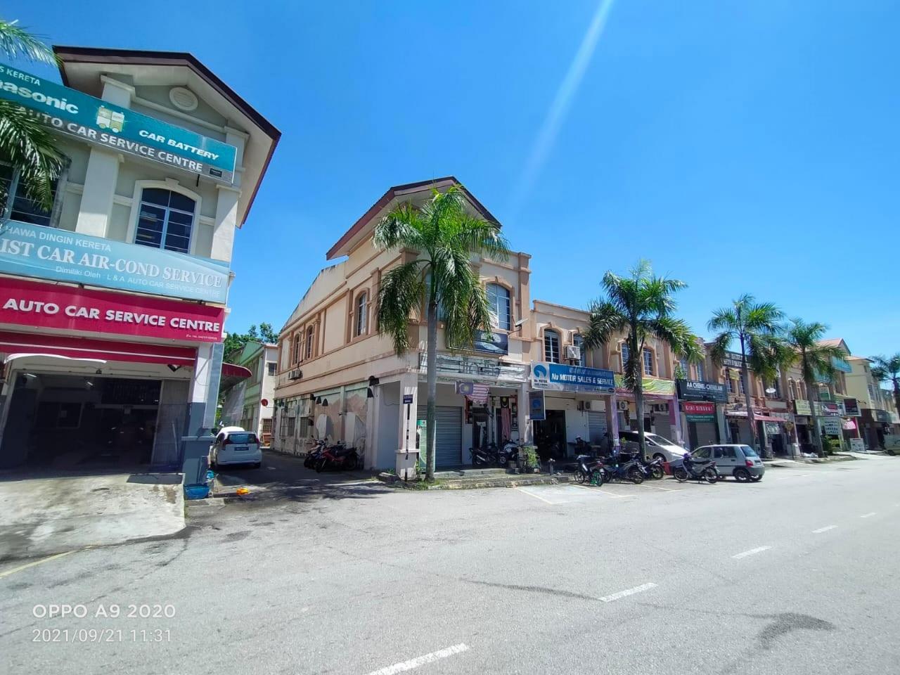 End Lot Double Storey Shop Lot Puncak Alam - photo 3