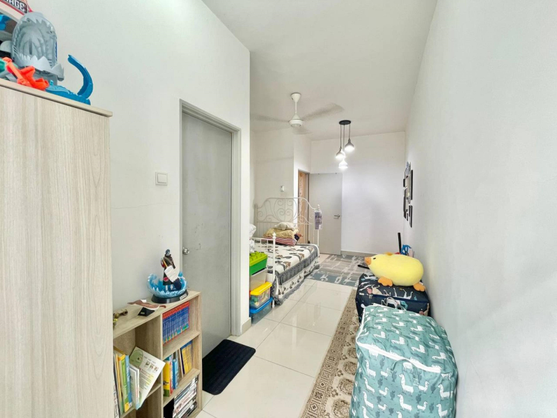 TOWNHOUSE GF UNIT DESA SAUJANA PUTRA SP 2 BS - photo 2