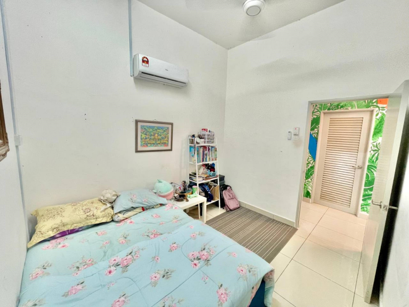 TOWNHOUSE GF UNIT DESA SAUJANA PUTRA SP 2 BS - photo 6